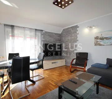 Zagreb - Dugave Lijep trosoban stan 54 m2