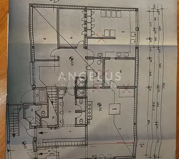 Zagreb, Črnomerec - kuća 360m2, zemljište 1.370m2, (Prodaja)