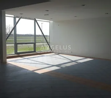 Zagreb, Buzin - uredsko, prodajno - skladišni prostor 650m2 s parkingom - cover