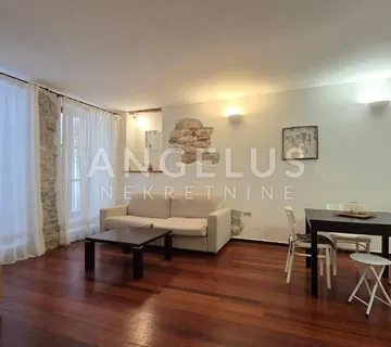 Istra, Rovinj - stan u starogradskoj jezgri, 38m2, prodaja!