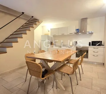 Istra, Rovinj - renovirana kuća u staroj jezgri, 100m2