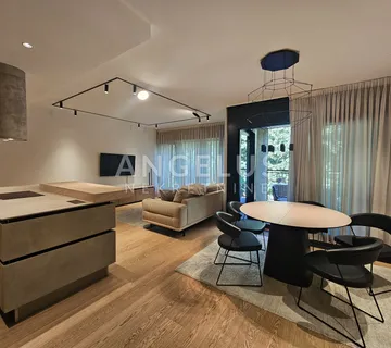 Zagreb - Ribnjak Luksuzan stan 143 m2 + vrt + garaža 31m2