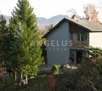 Jastrebarsko - Redovje Kuća 90 m2 sa okućnicom 2215 m2 - Ivančići, Jastrebarsko