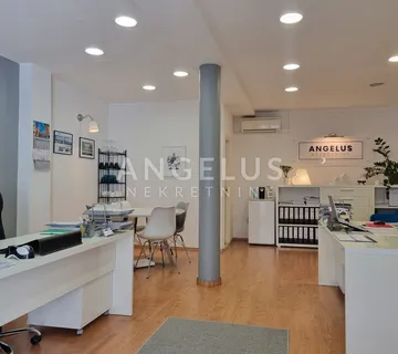 Split, centar - ulični poslovni prostor, 40 m2
