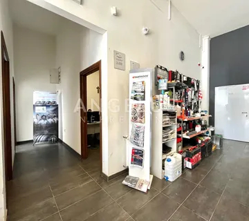 Požega - ured 100m2 sa skladištem 200m2