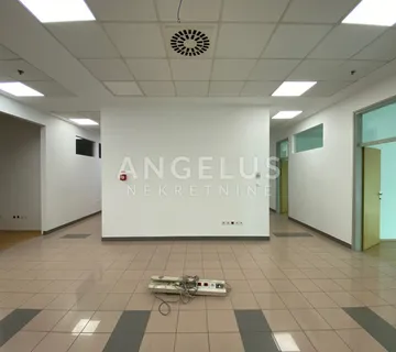 Zagreb, Buzin - uredski prostor 360m2 - Buzin, Zagreb