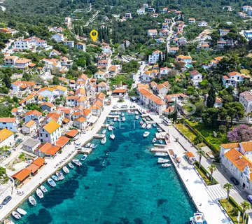 Šolta, Maslinica - građ. zemljište u blizini mora, 1312 m2, PRODAJA - cover