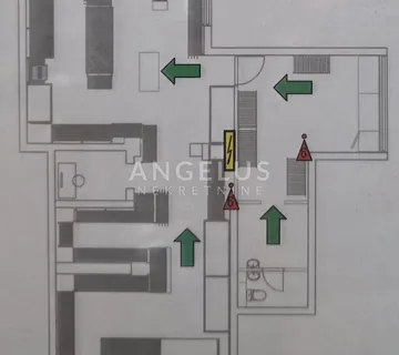 Split, Bol - ulični poslovni prostor PRODAJA - cover