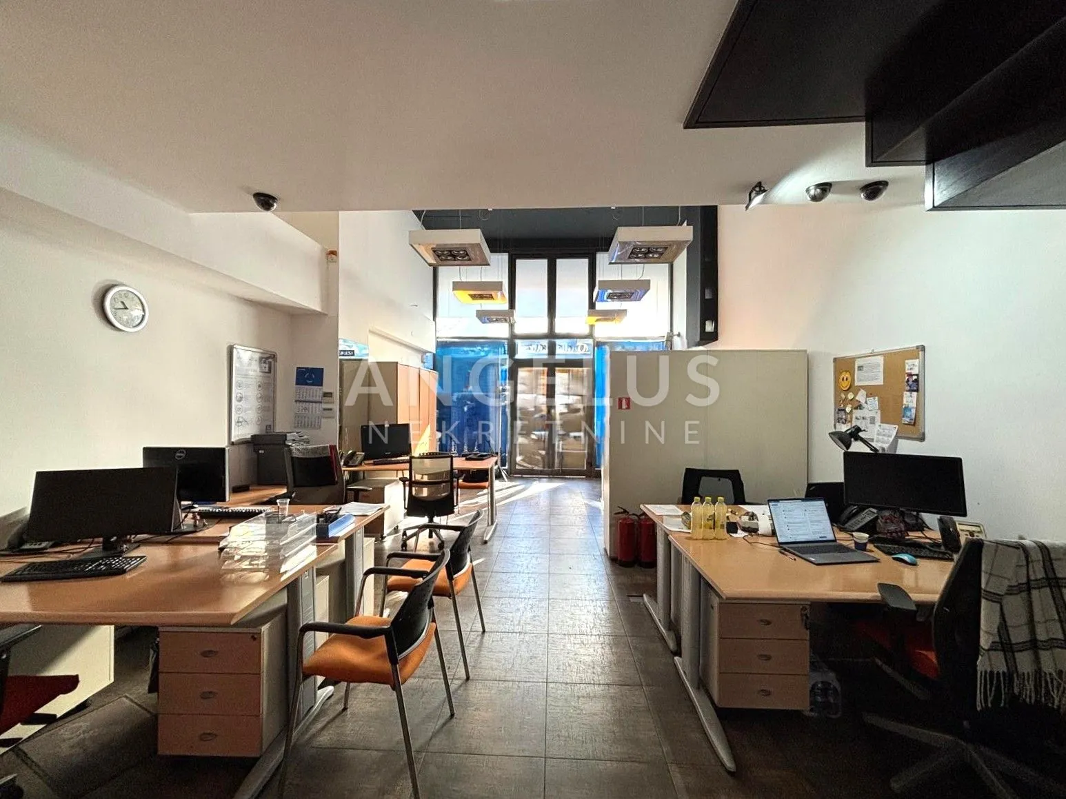 Split, Sukoišan - NAJAM poslovnog prostora, ulični, 109 m2 - cover