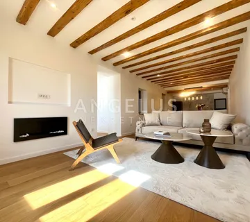 Šibenik, Centar - novoadaptiran stan s predivnim pogledom  - cover