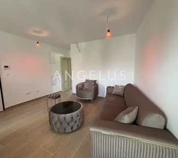 Kaštel Štafilić - Moderna kuća s dva stana, NOVOGRADNJA, PRODAJA - cover