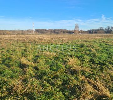 Sesvetski Kraljevec - građevinsko zemljište, 11.700m2 - cover