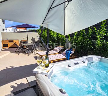 Istra, Pula - Kuća s jacuzzijem za dugoročni najam, 80m2 - cover