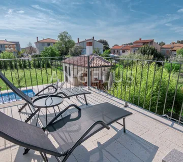 Istra, Pula - Vila za dugoročni najam, 225m2 - cover