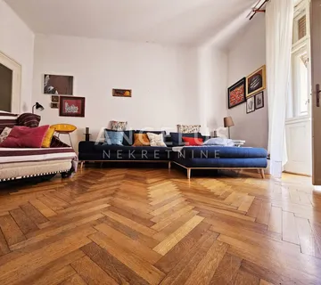 Split, CENTAR - Lijepi građanski četverosoban stan s velikim potencijalom, 151 m2 - cover