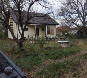 Vrbovec, Lonjica - kuća 120 m2, gosp. zgrada 60 m2, na parceli 1.900 m2 - cover