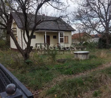 Vrbovec, Lonjica - kuća 120 m2, gosp. zgrada 60 m2, na parceli 1.900 m2 - cover