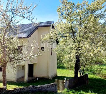 Lika - Kuća u Parku prirode Velebit - cover