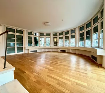 Zagreb, Tuškanac - obiteljska luksuzna vila 600m2