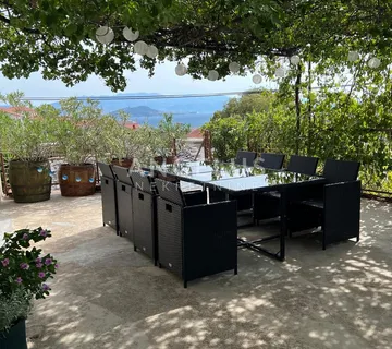Čiovo Slatine - kuća, apartman i spremište za brod PRODAJA - Žedno, Trogir