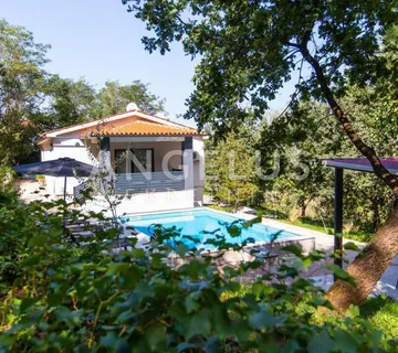 Istra, Pićan - Kuća s bazenom u prirodi-dugoročno, 125m2 - Sveta Katarina, Pićan
