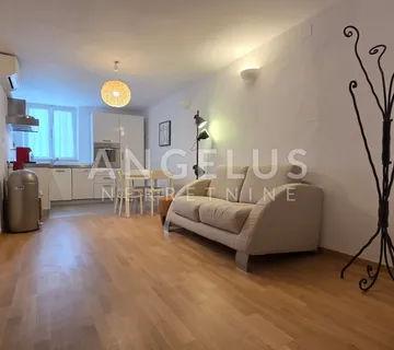 Istra, Rovinj - starogradska jezgra, stan 66m2 blizu mora, prodaja!