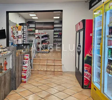 Split, Sućidar - atrakvian poslovni prostor PRODAJA - cover