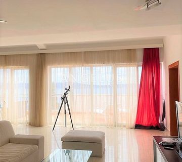 Crikvenica, Selce - Moderan penthouse prvi red do mora - cover