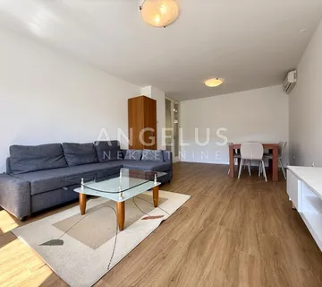 Zagreb, Donji Grad - stan 70m2 s garažnim mjestom za najam