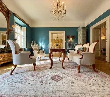 Zagreb, Gornji Grad - luksuzan stan s terasom i parkingom - cover