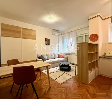 Zagreb, Donji Grad - garsonjera 30m2 za najam - cover