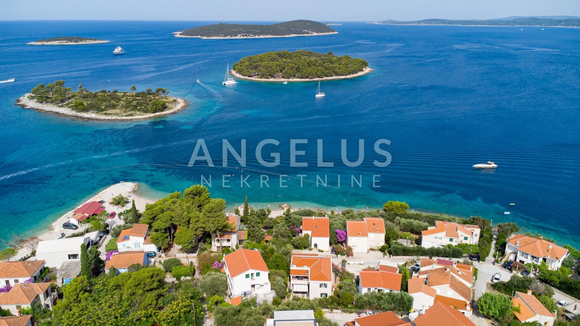 Šolta, Maslinica - studio apartman u centru Maslinice, 17 m2 PRODAJA - cover