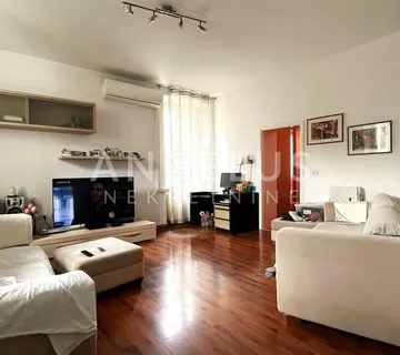 Istra, Pula - Stan u Austrougraskoj gradnji, 81m2 - cover