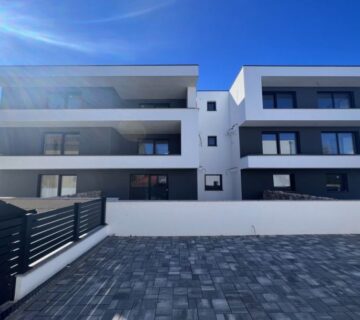 Apartman, prodaja, Malinska, Hrvatska, 114 m2, 430.000,00 EUR - cover