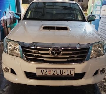Hilux 2.5D 2014., 1. vlasnik - cover