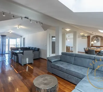 Penthouse Poreč - cover