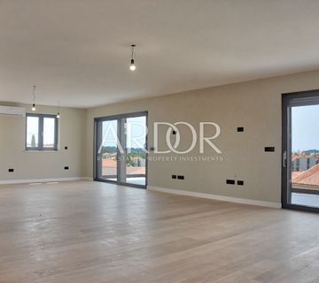 Poreč, Penthouse sa garažom, 253m2 - cover