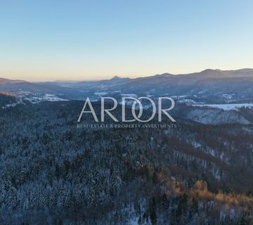 Stara Sušica, 15.700 m2 građevinskog zemljišta za kamp ili glamping - cover