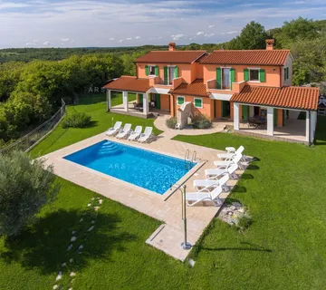 Dvojna Kuća S Bazenom I Predivnim Panoramskim Pogledom - Labin, Labin