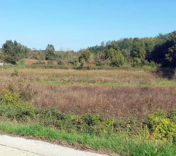 Velika Parcela U Mirnom Naselju - Kanfanar, Kanfanar