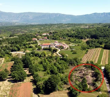 Kompleks Građevinskog I Poljoprivrednog Zemljišta S Pogledom Na Brežuljke - Labin, Labin