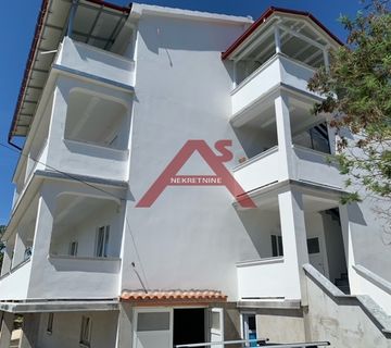 Lopar, trosoban, 105 m2 - cover