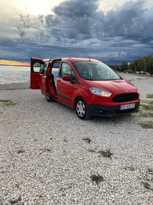 Ford Transit Courier | Dupla bočna vrata *Oglas iz usluge*, 2014 god. - cover