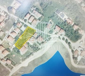 Atraktivno građevinsko zemljište, Privlaka 985m2 - cover