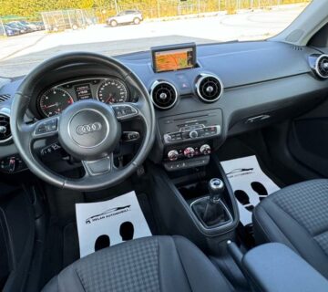 Audi A1 1,6 TDI Bi-Xenon #NAVI #PDC - cover