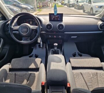 Audi A3 1,6 TDI SPORT LED+XENON NAVI REG. DO 3/25 **GARANCIJA** - cover