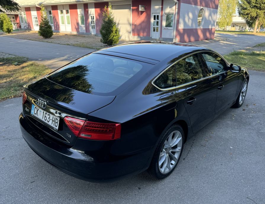 audi-a5-sportback-2.0-tdi-130kw-redizajn-bixenon-alu-18-slika-228922132