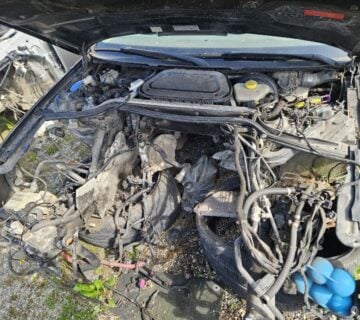 AUDI A8 4.2 2004 - cover