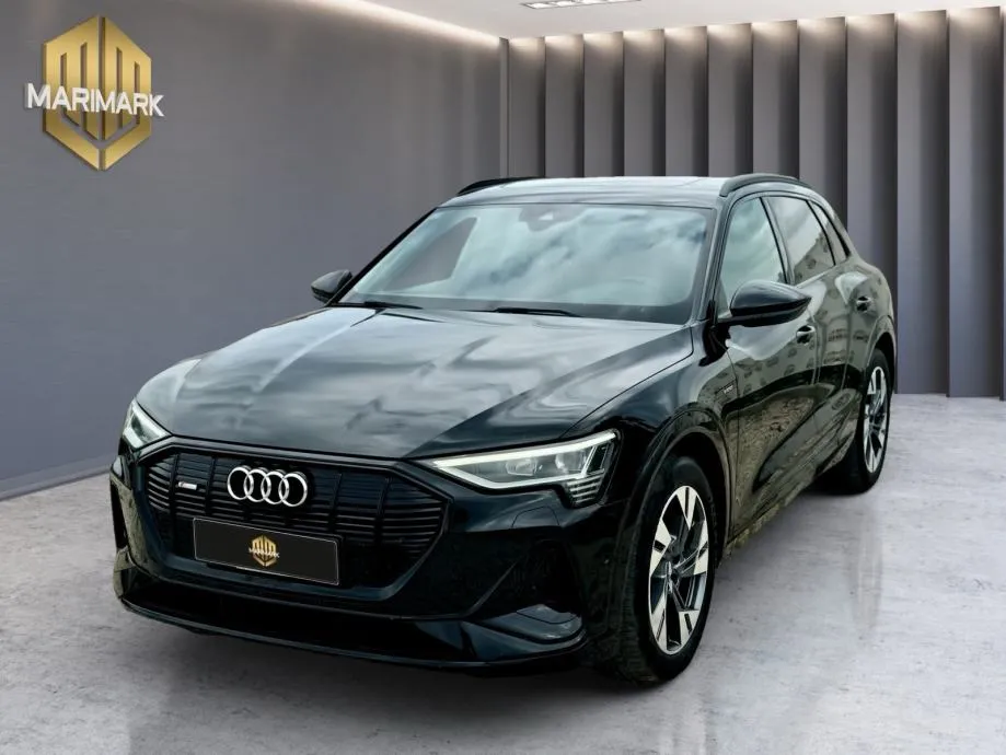 Audi E-tron automatik - cover