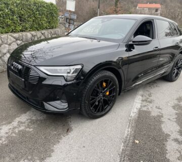 AUDI E-TRON BLACK EDITION QUATTRO S-LINE - cover